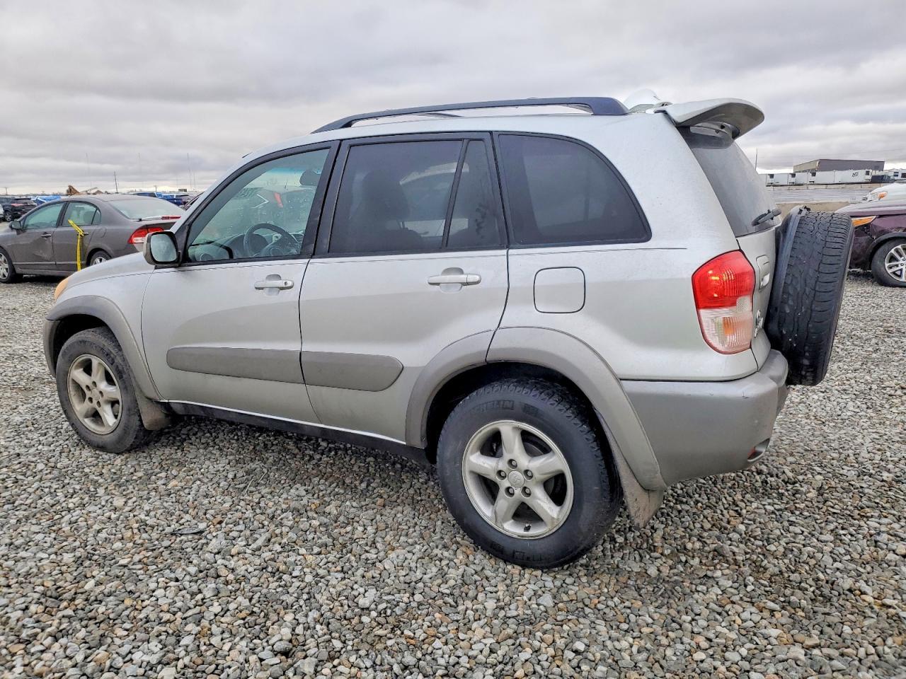 2001 TOYOTA RAV4