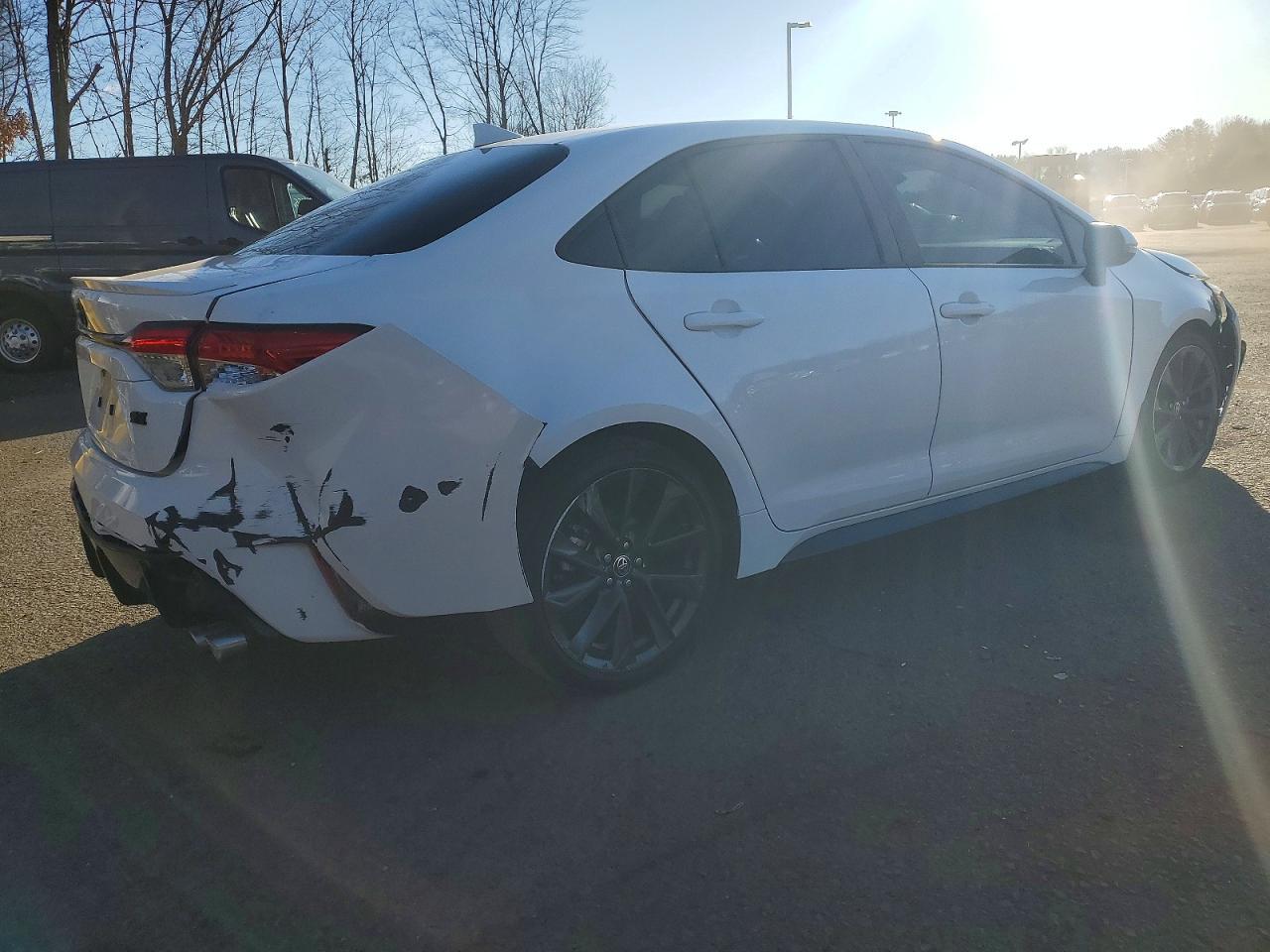 2024 TOYOTA COROLLA