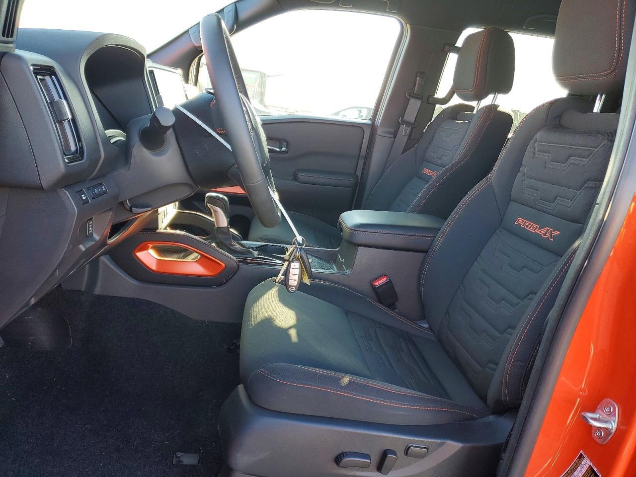 2025 NISSAN Frontier