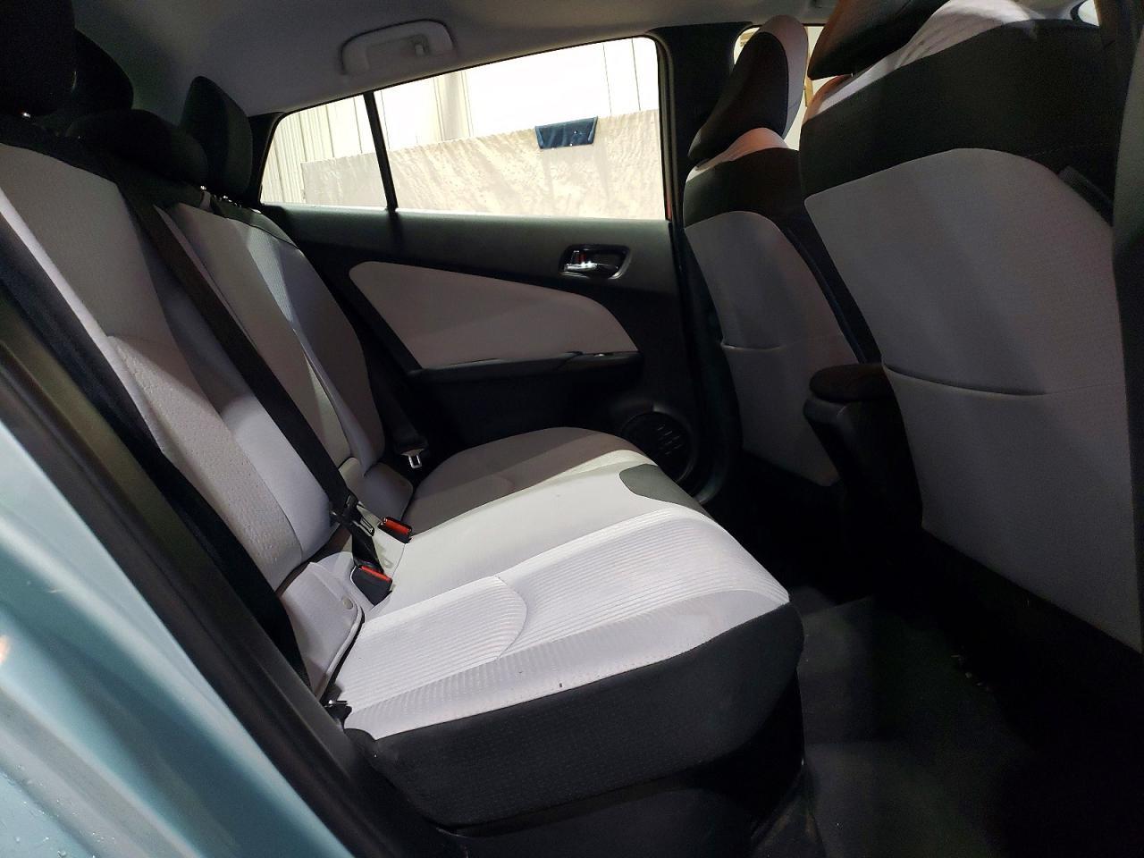 2017 TOYOTA PRIUS