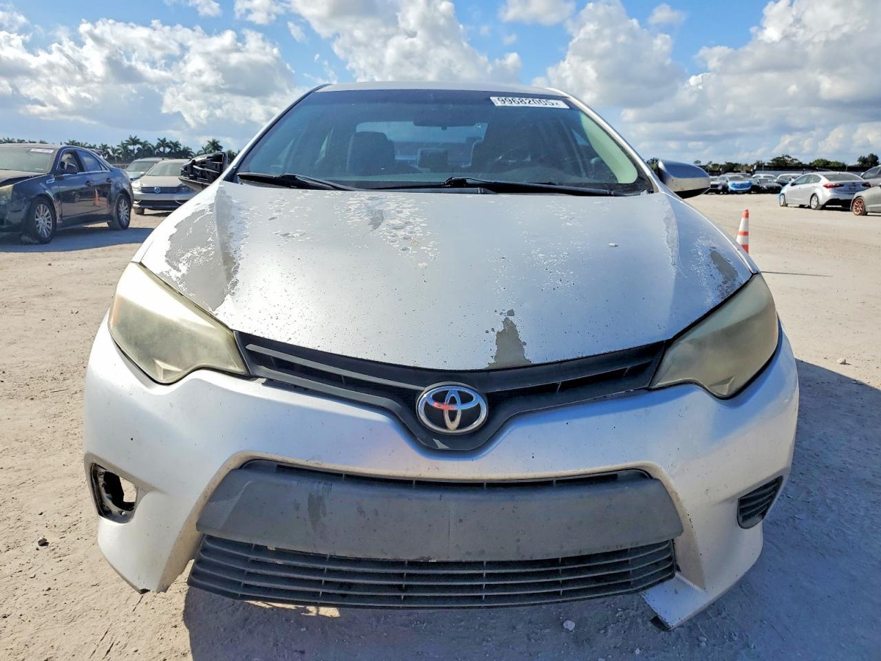 2015 TOYOTA COROLLA