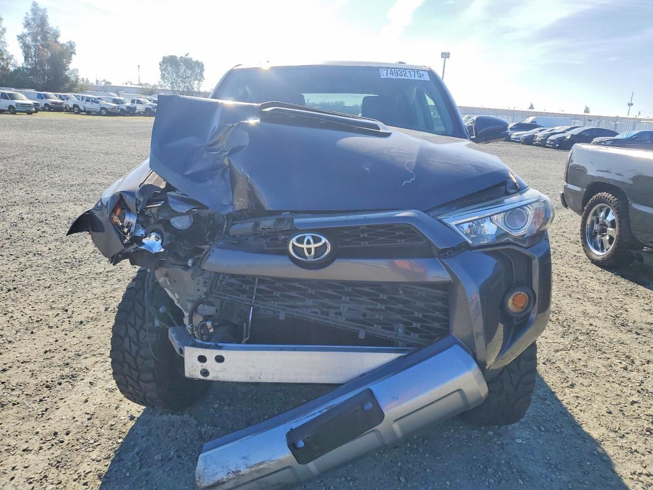 2018 TOYOTA 4Runner