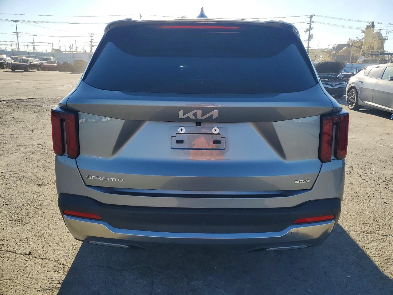 2025 KIA SORENTO