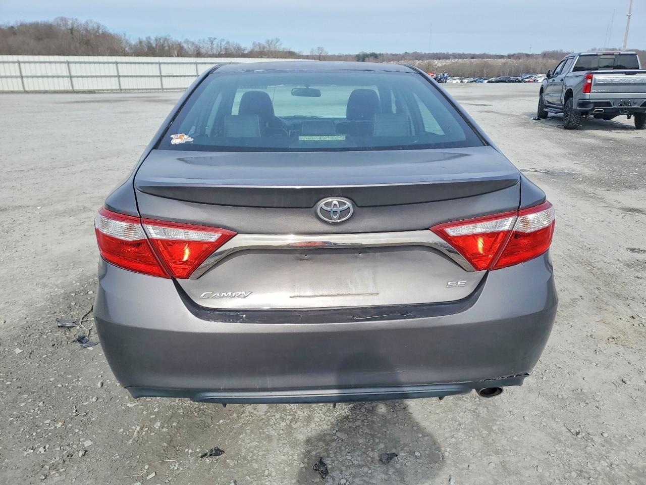 2015 TOYOTA CAMRY