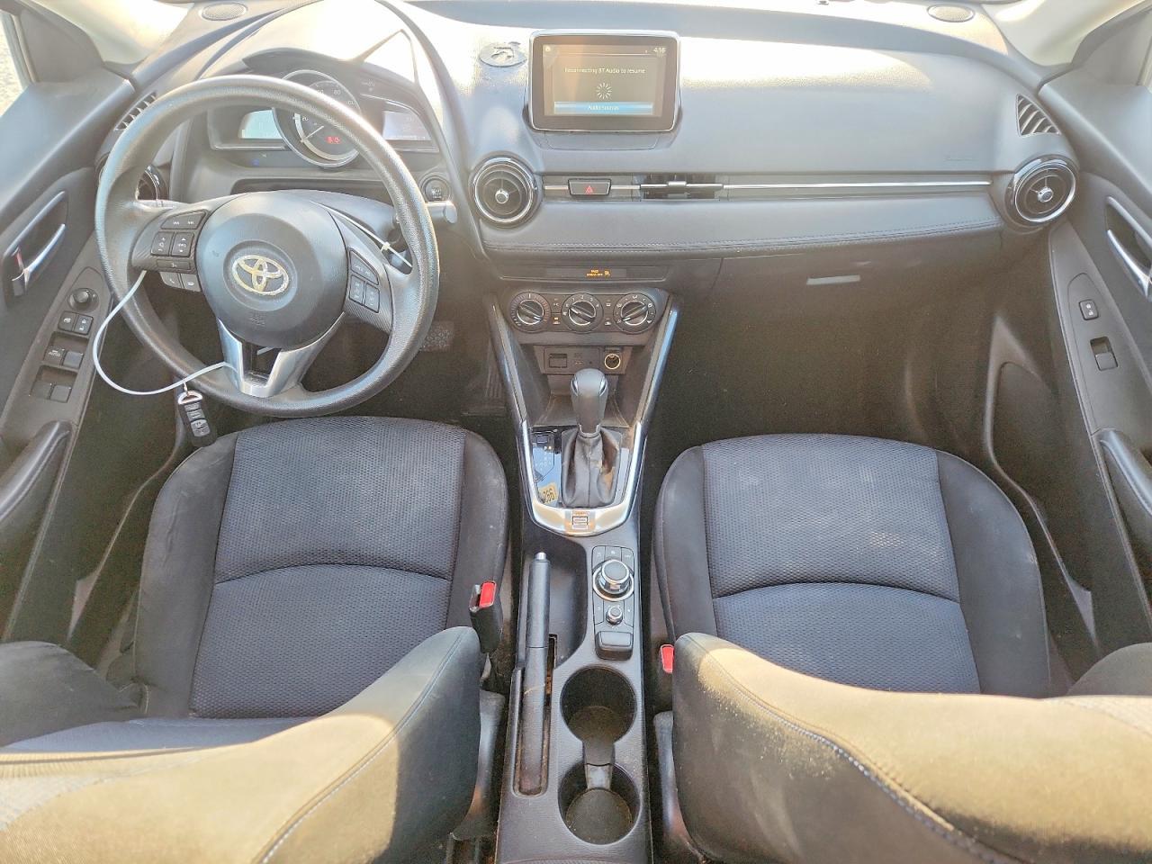 2017 TOYOTA YARIS