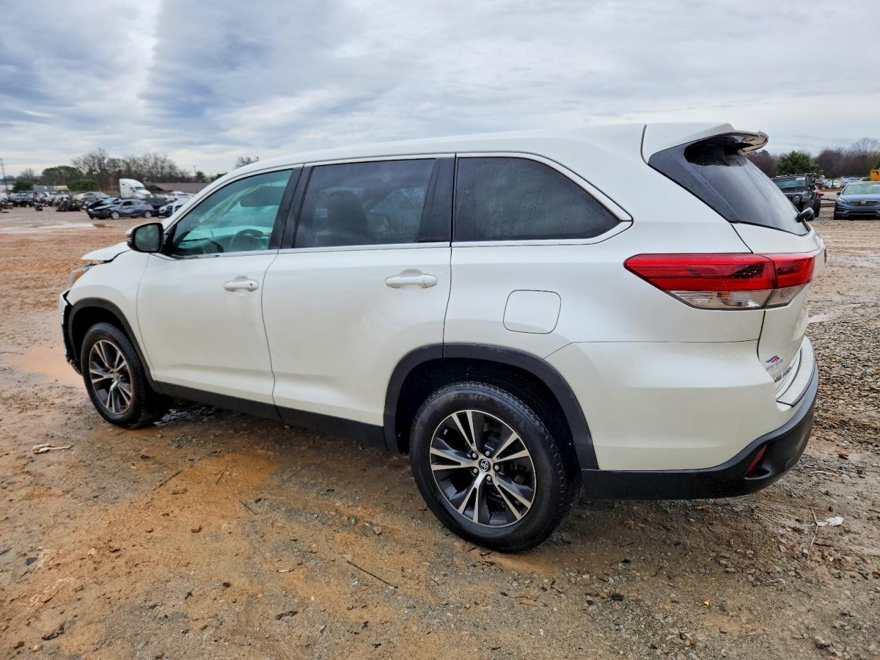 2019 TOYOTA HIGHLANDER