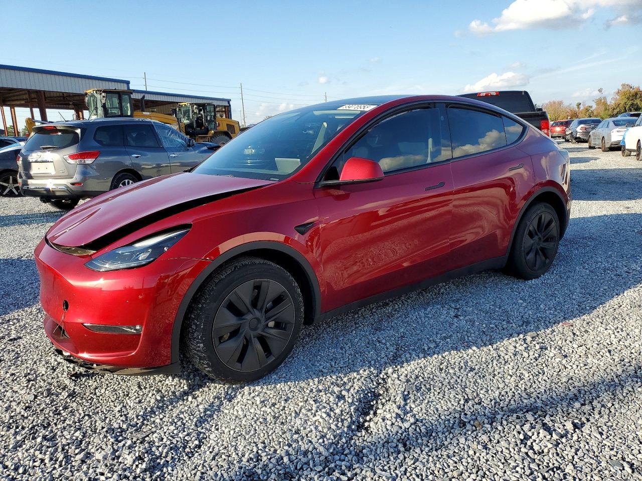 2025 TESLA MODEL Y