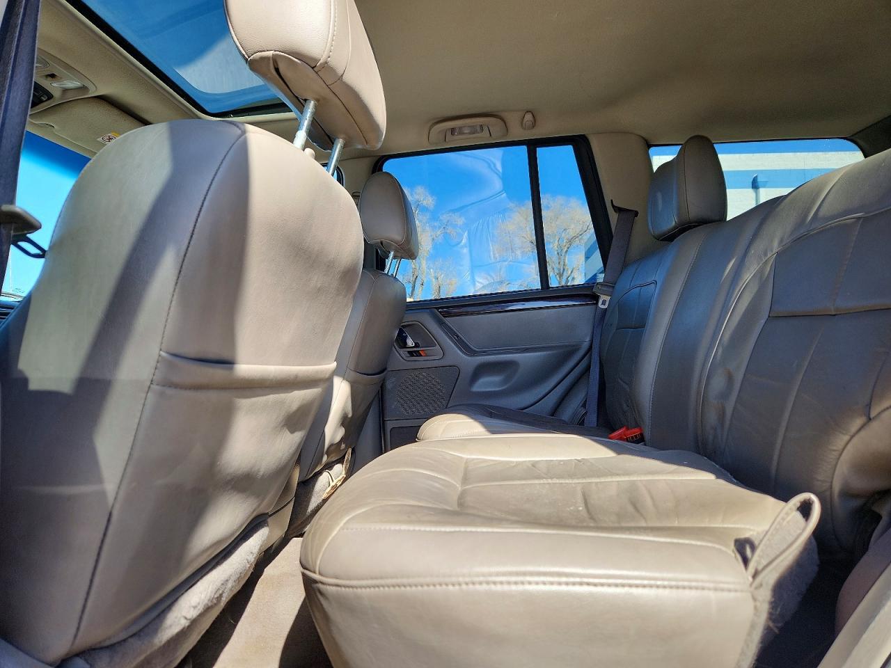 2004 JEEP Grand Cherokee