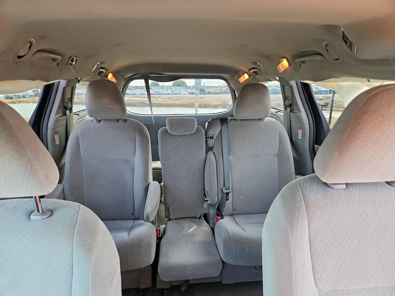 2015 TOYOTA SIENNA