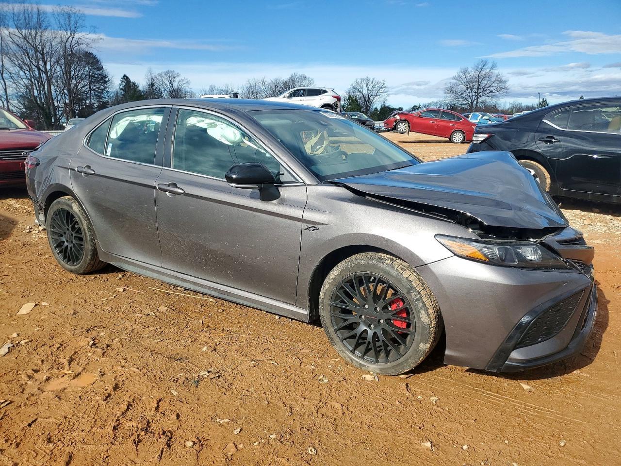 2024 TOYOTA CAMRY