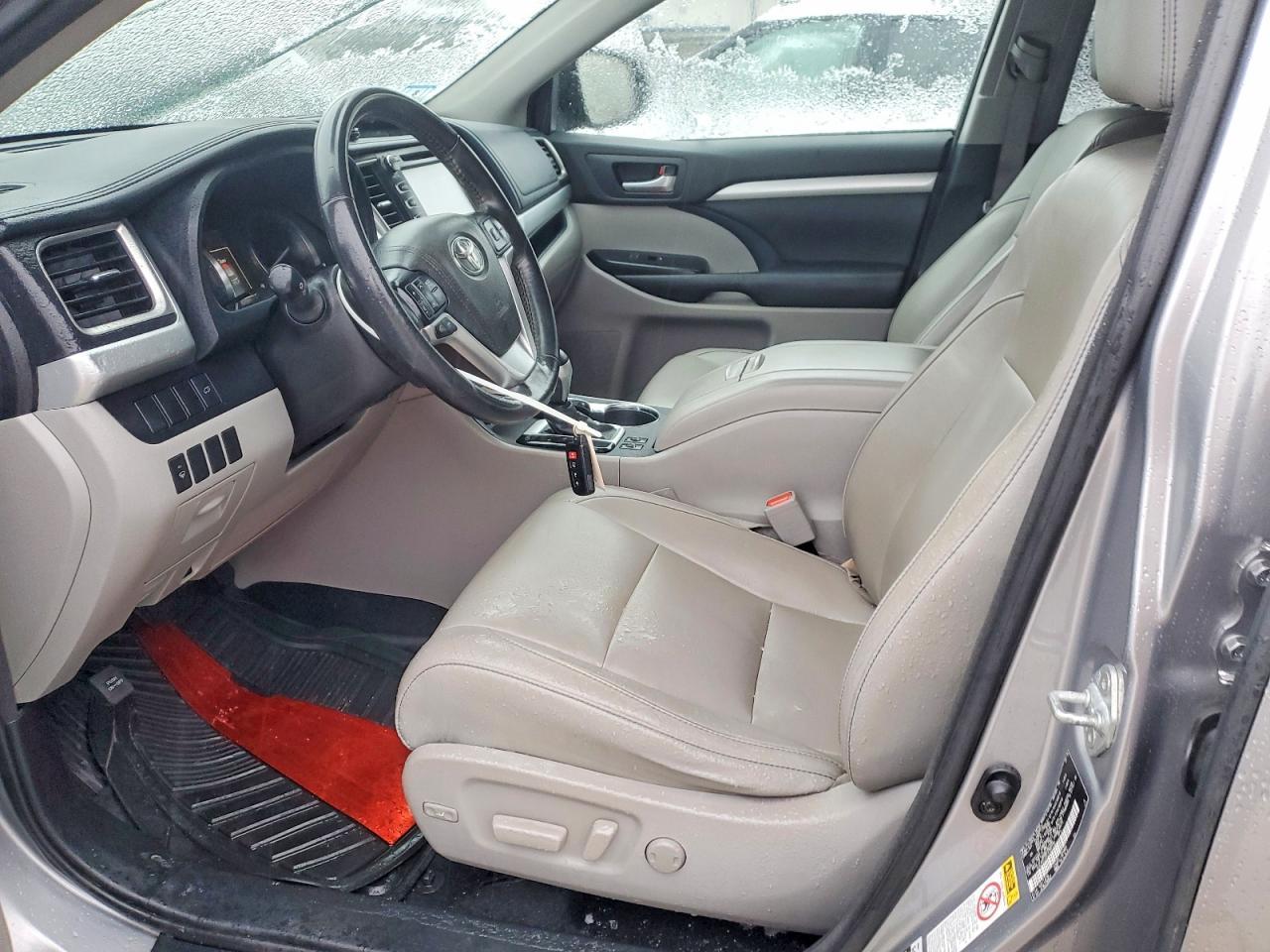 2015 TOYOTA HIGHLANDER