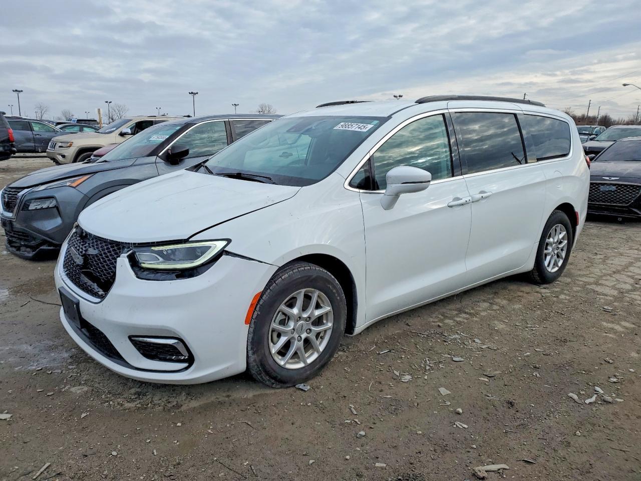 2022 CHRYSLER Pacifica