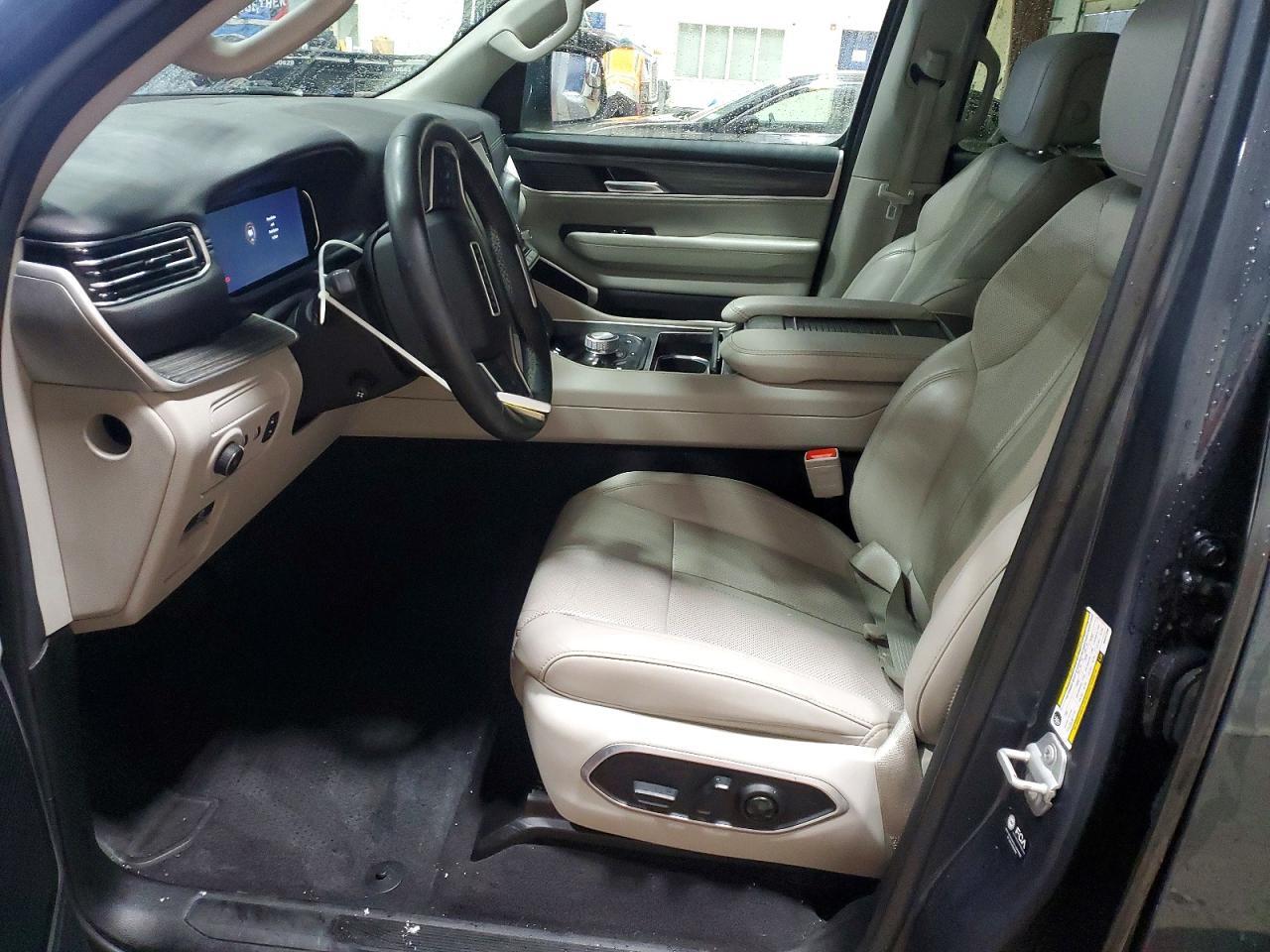 2022 JEEP Wagoneer