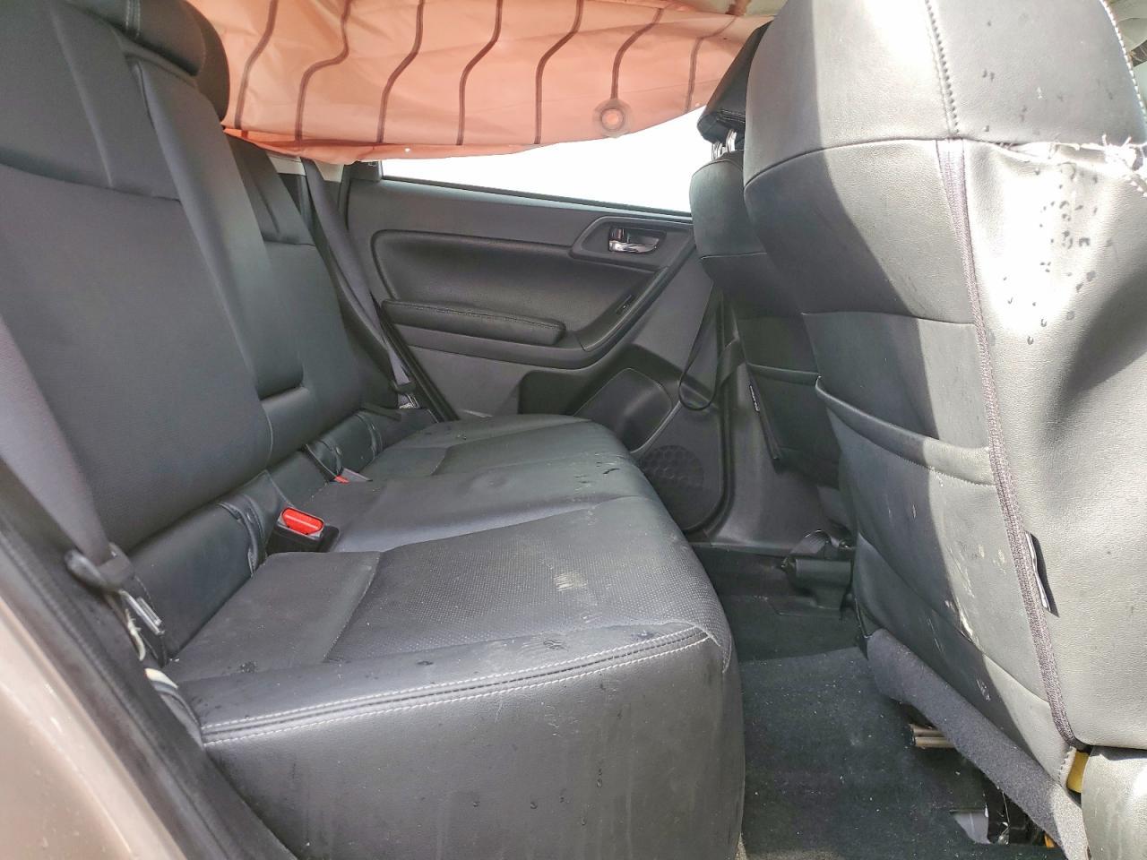 2015 SUBARU FORESTER