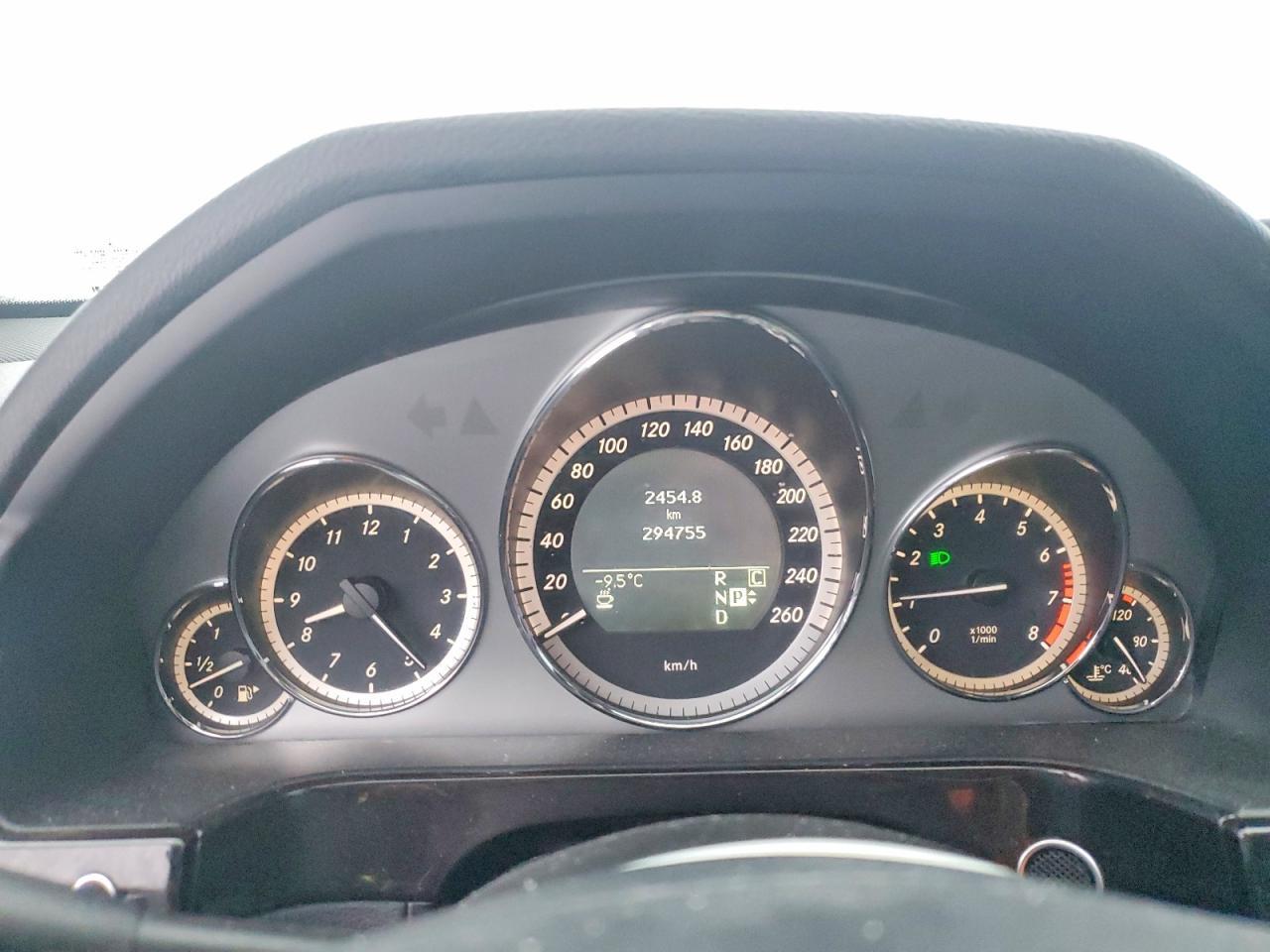 2010 MERCEDES-BENZ E-Class