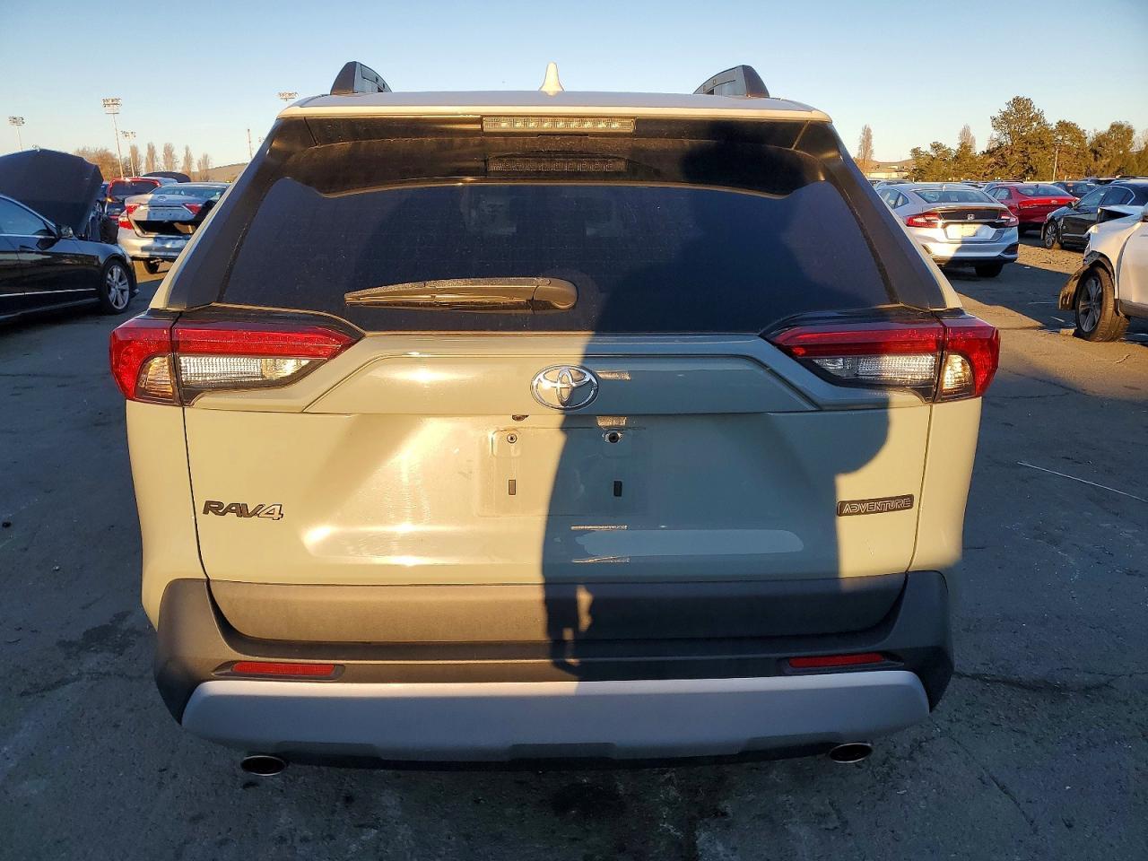2022 TOYOTA RAV4