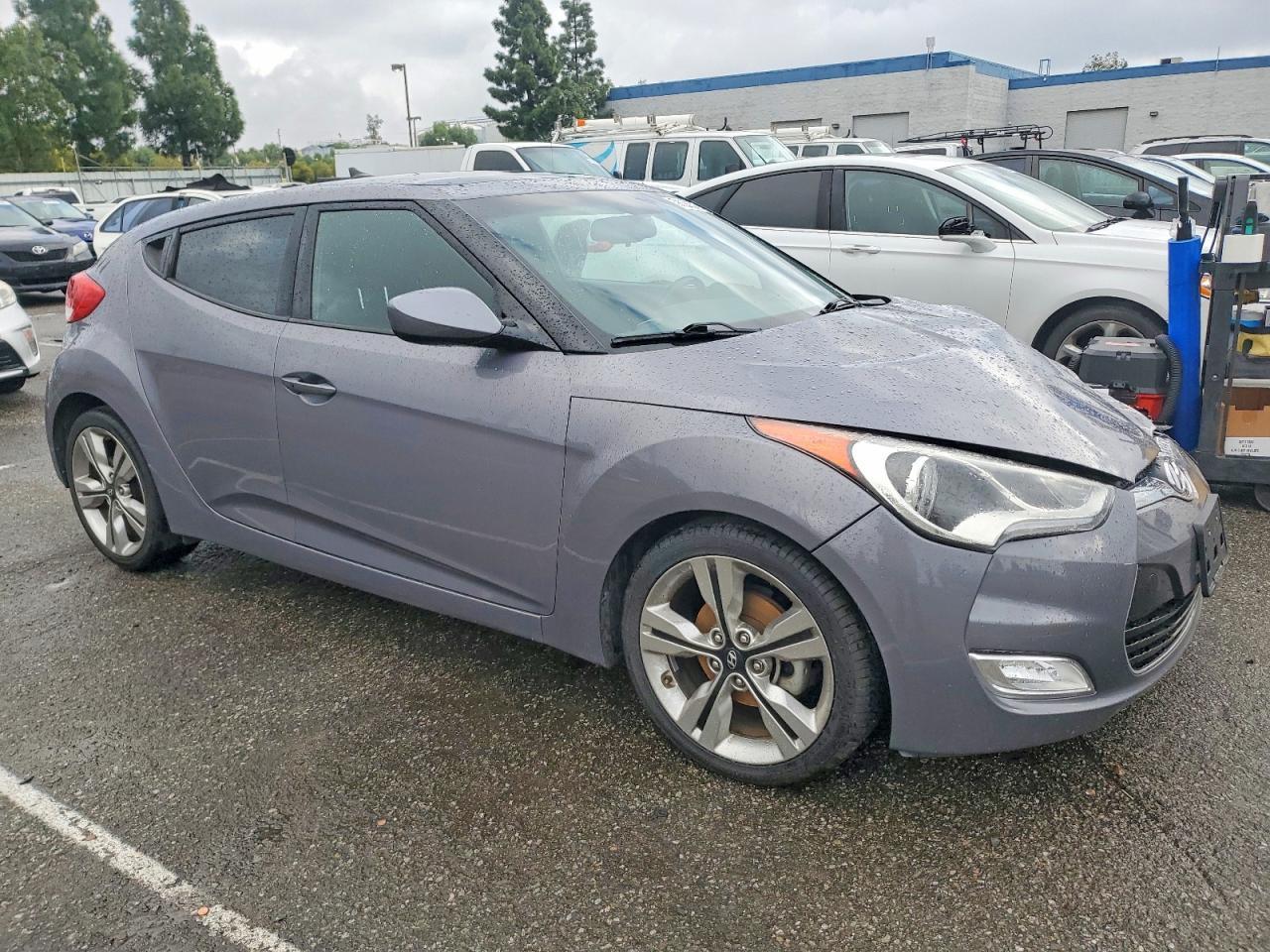 2017 HYUNDAI VELOSTER