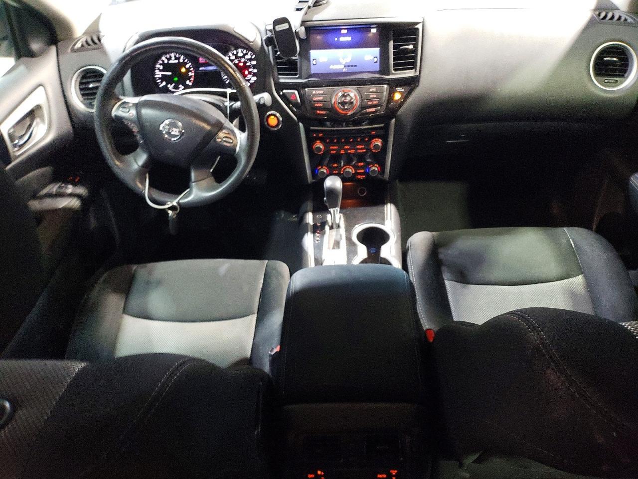 2017 NISSAN PATHFINDER