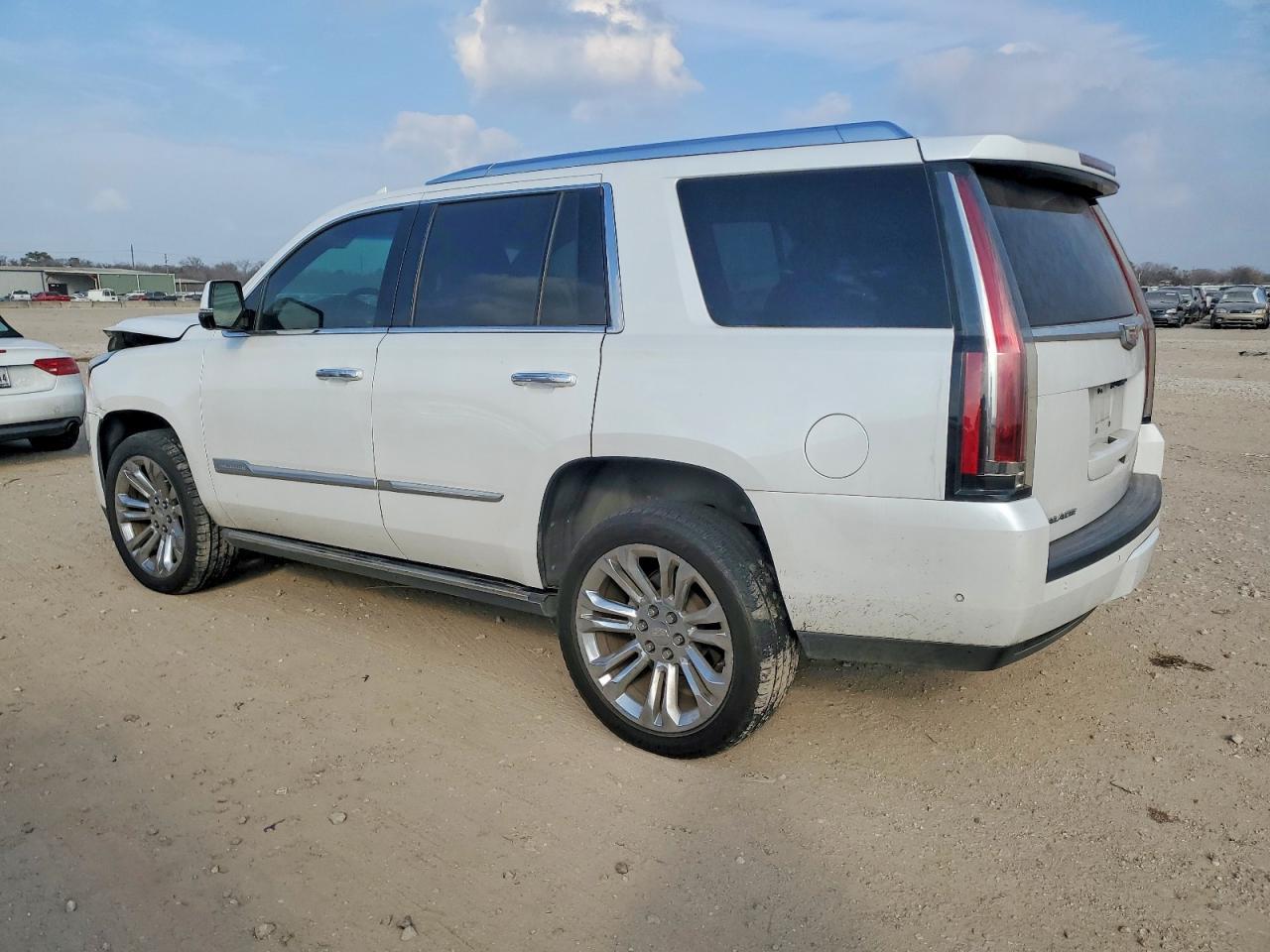 2018 CADILLAC ESCALADE