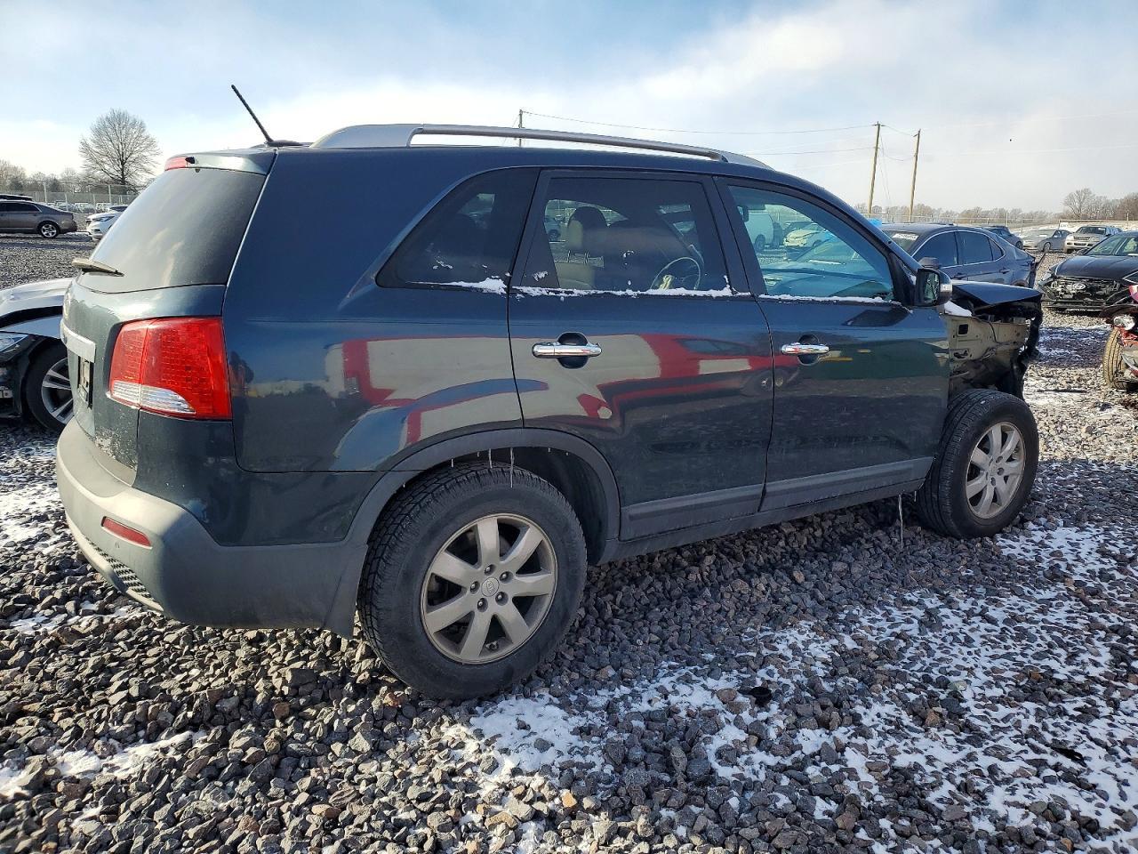 2011 KIA SORENTO