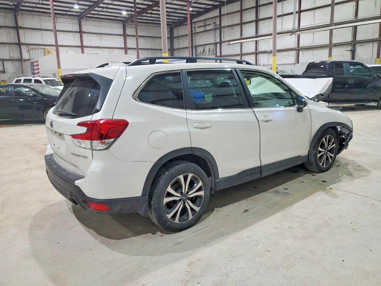 2022 SUBARU FORESTER