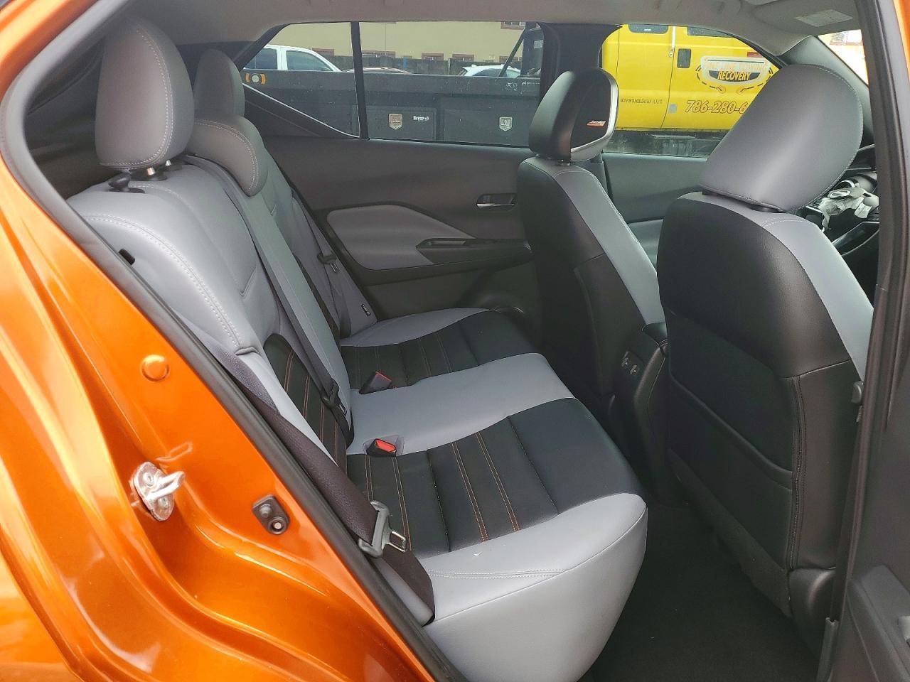 2023 NISSAN KICKS