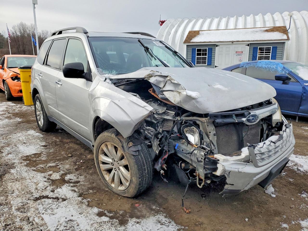 2011 SUBARU FORESTER