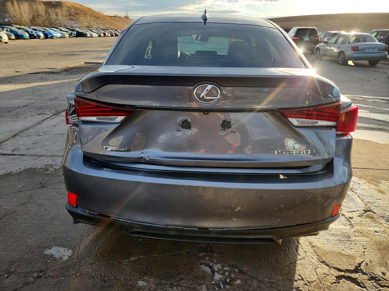 2018 LEXUS IS 300