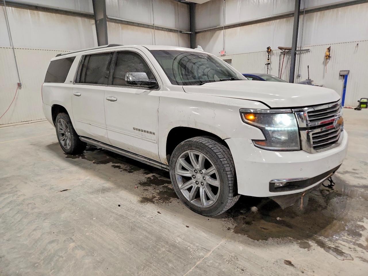 2015 CHEVROLET Suburban