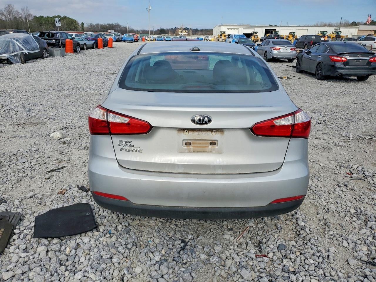 2016 KIA FORTE
