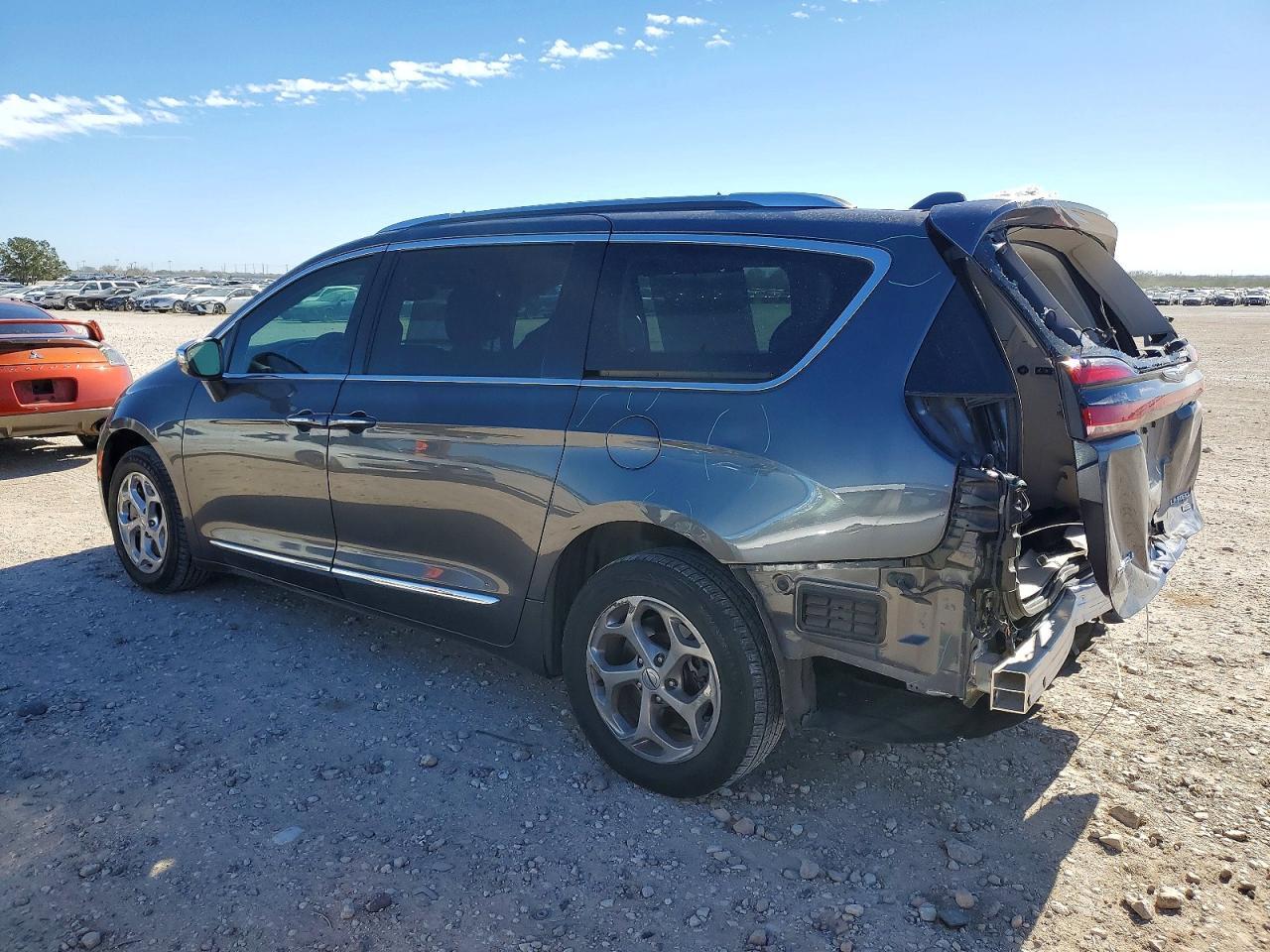 2021 CHRYSLER Pacifica