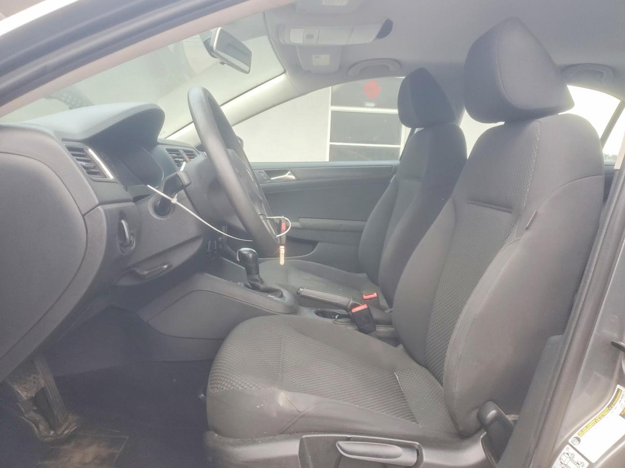 2012 VOLKSWAGEN JETTA