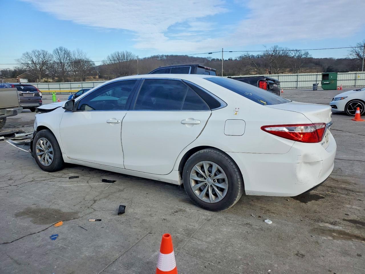 2017 TOYOTA CAMRY