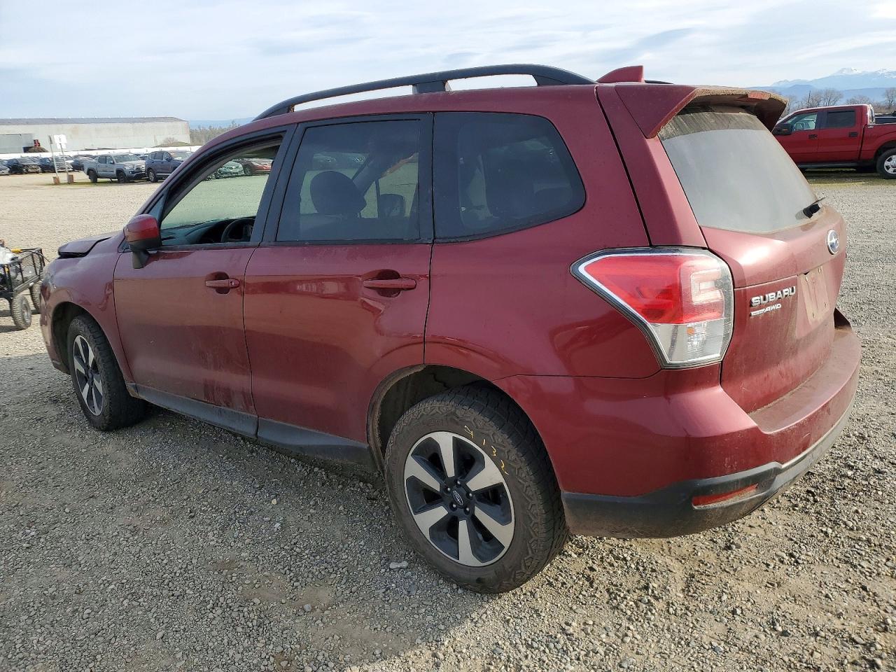 2017 SUBARU FORESTER