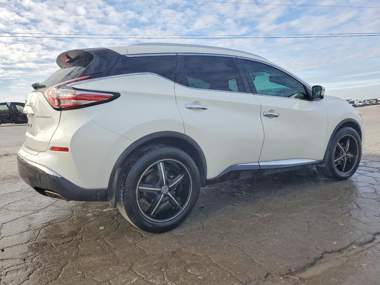 2016 NISSAN MURANO