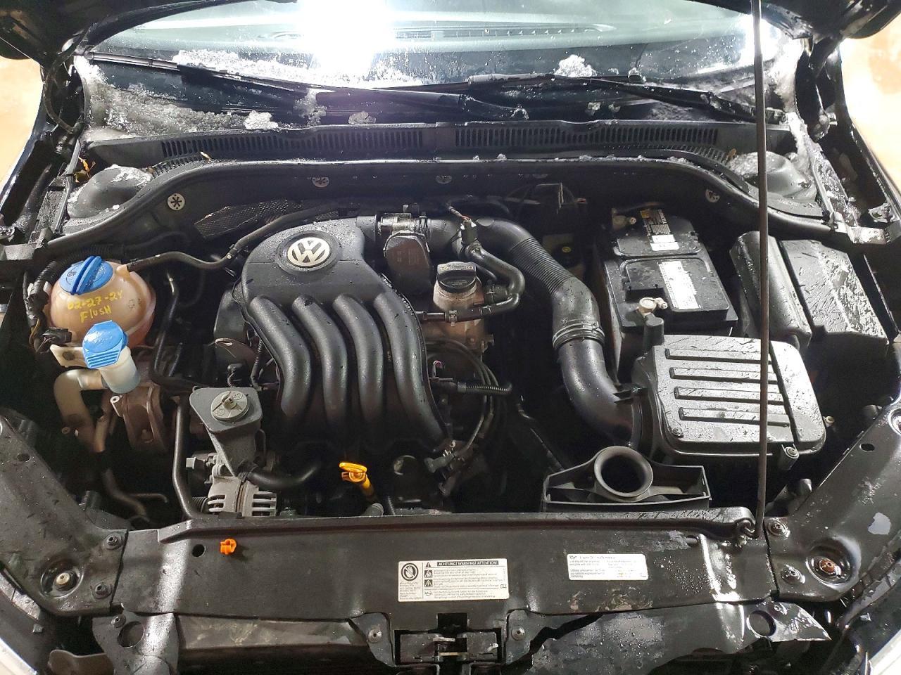 2013 VOLKSWAGEN JETTA