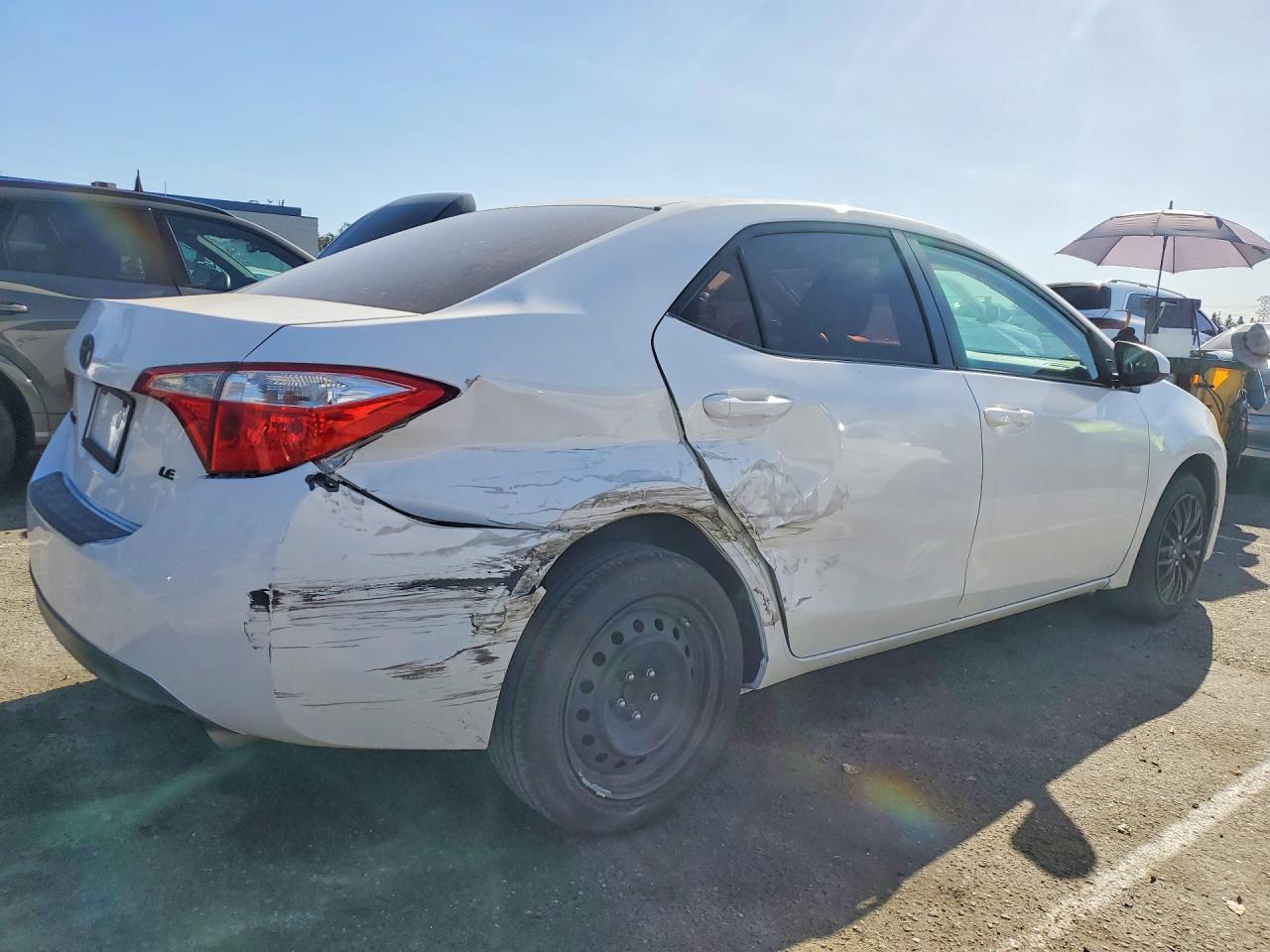 2015 TOYOTA COROLLA