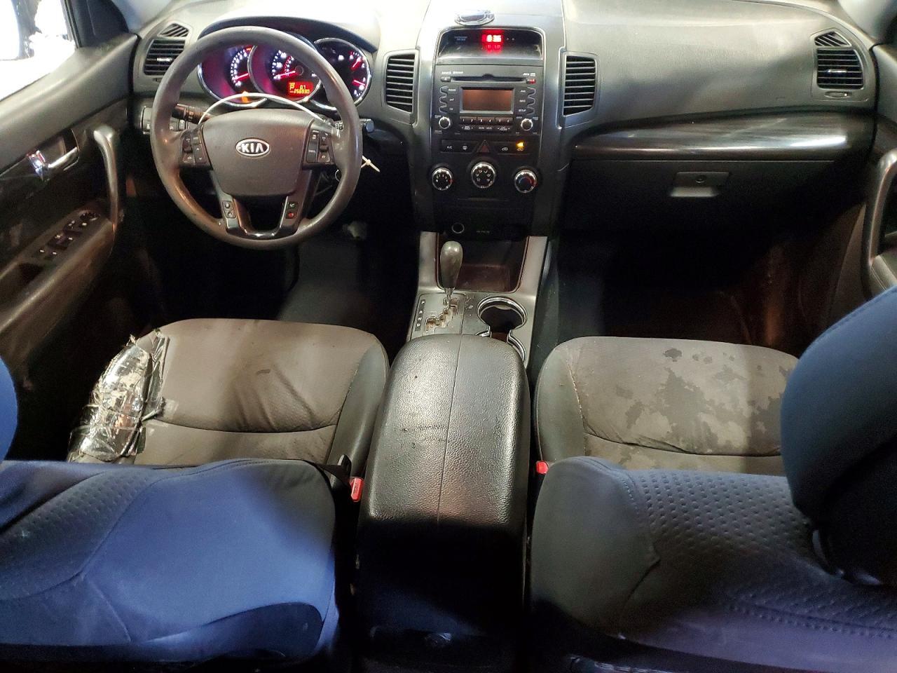 2013 KIA SORENTO