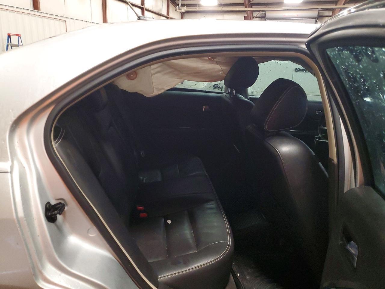 2011 FORD FUSION