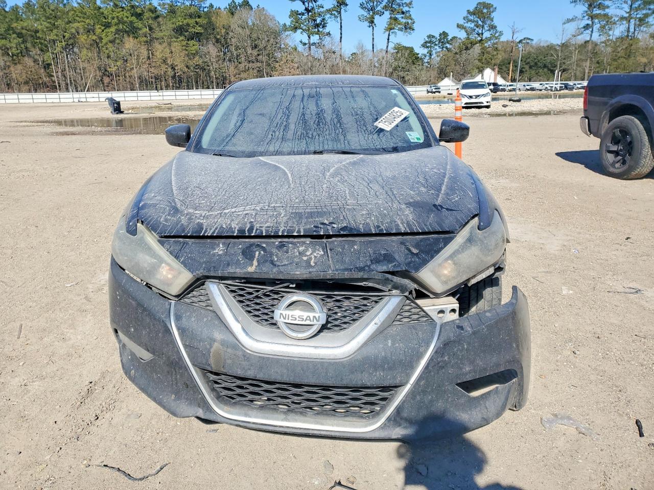 2016 NISSAN Maxima