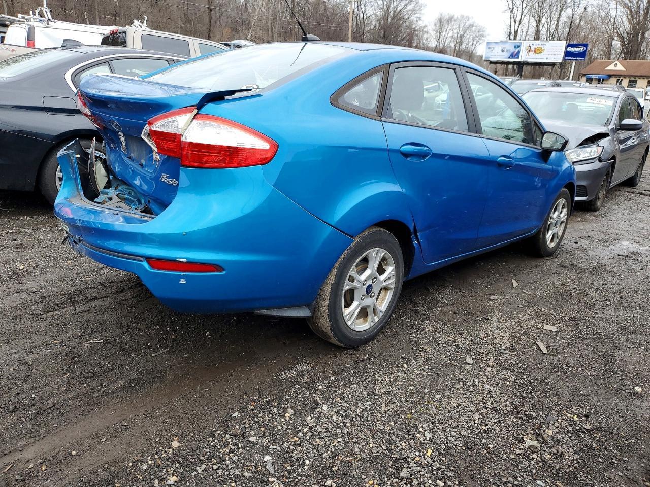 2016 FORD Fiesta