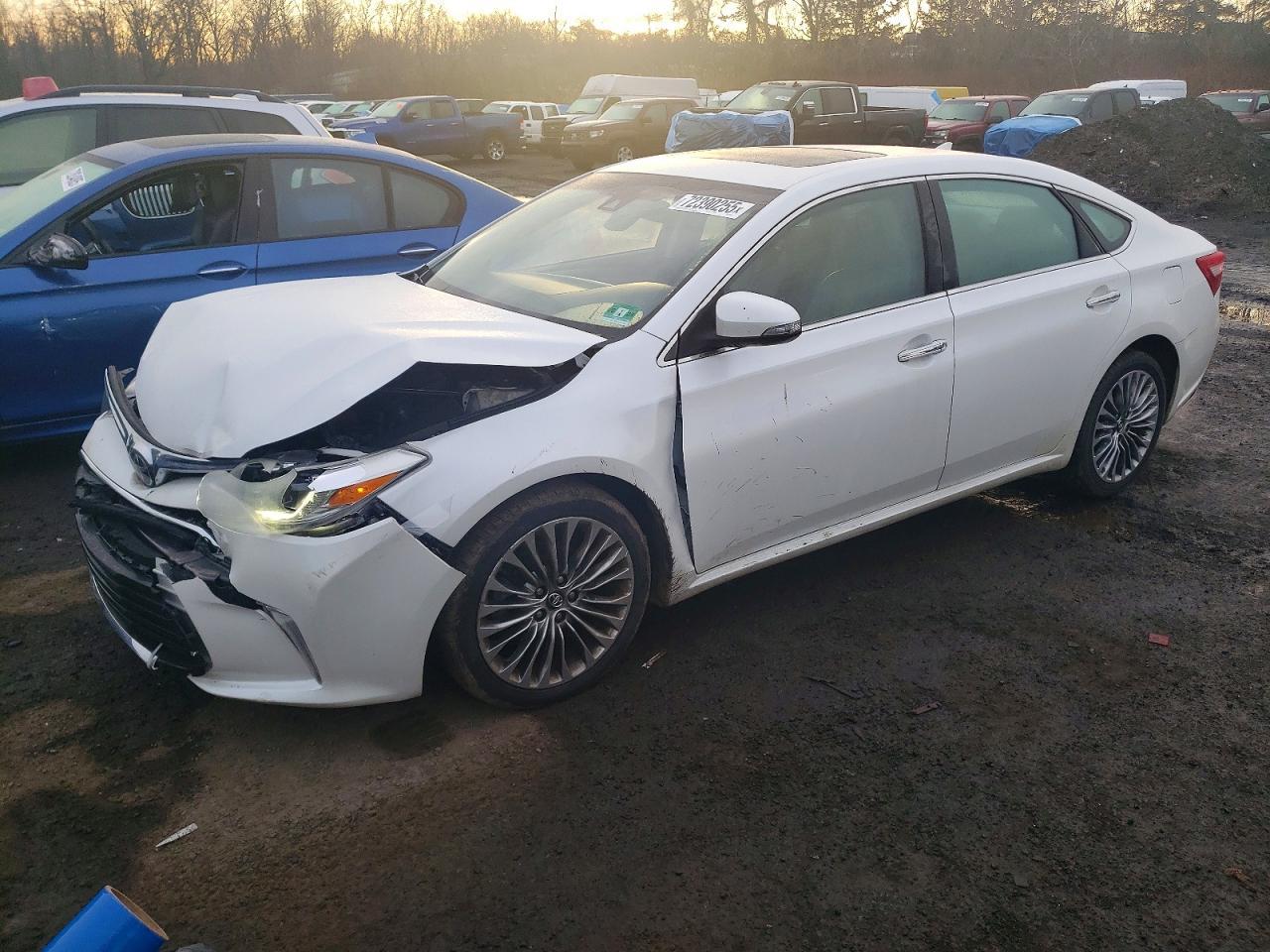 2016 TOYOTA Avalon