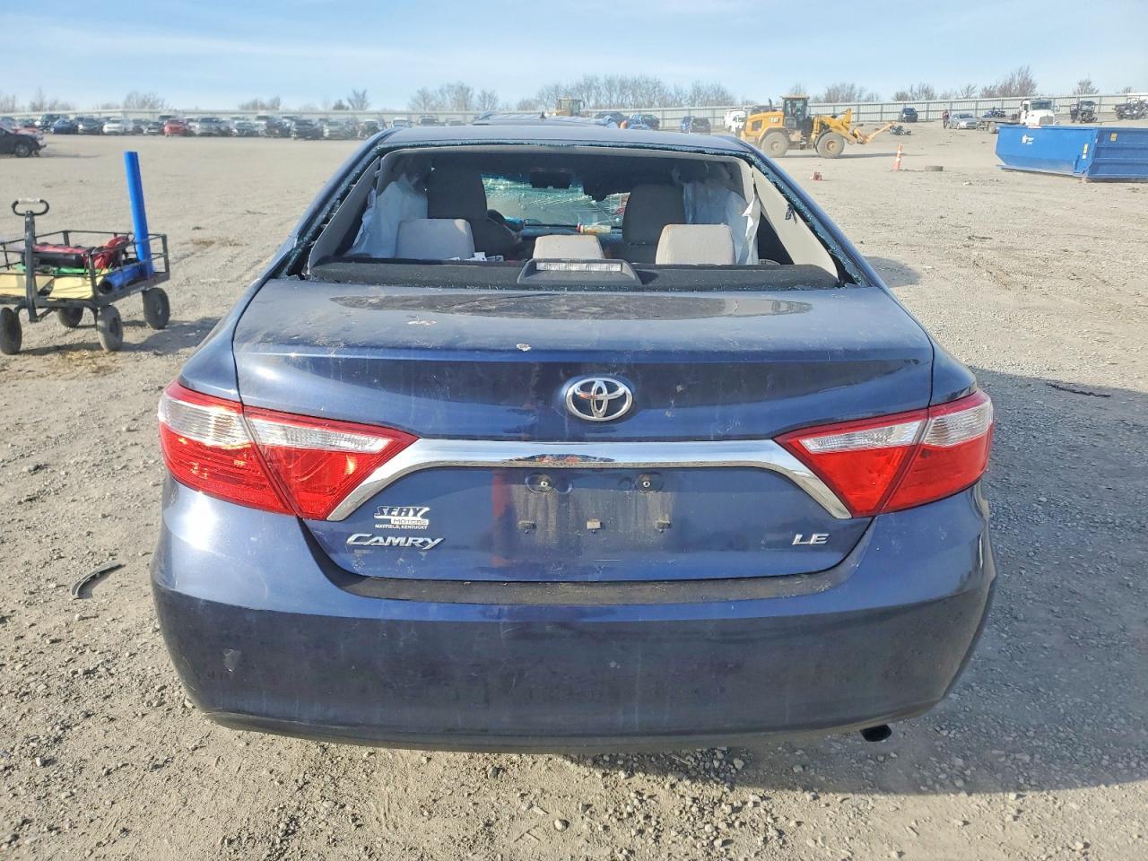 2015 TOYOTA CAMRY