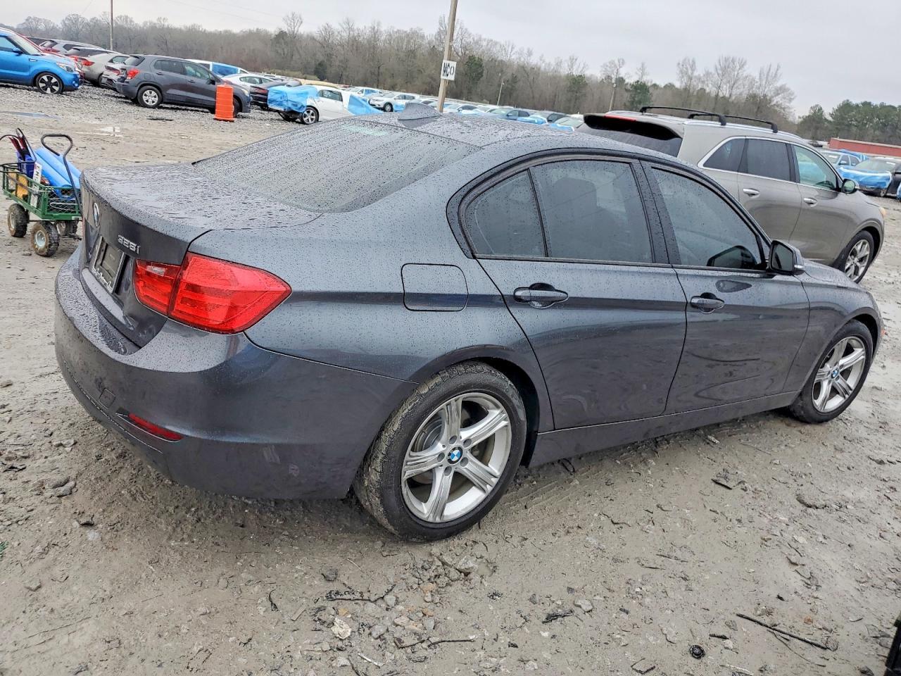 2013 BMW 3 SERIES