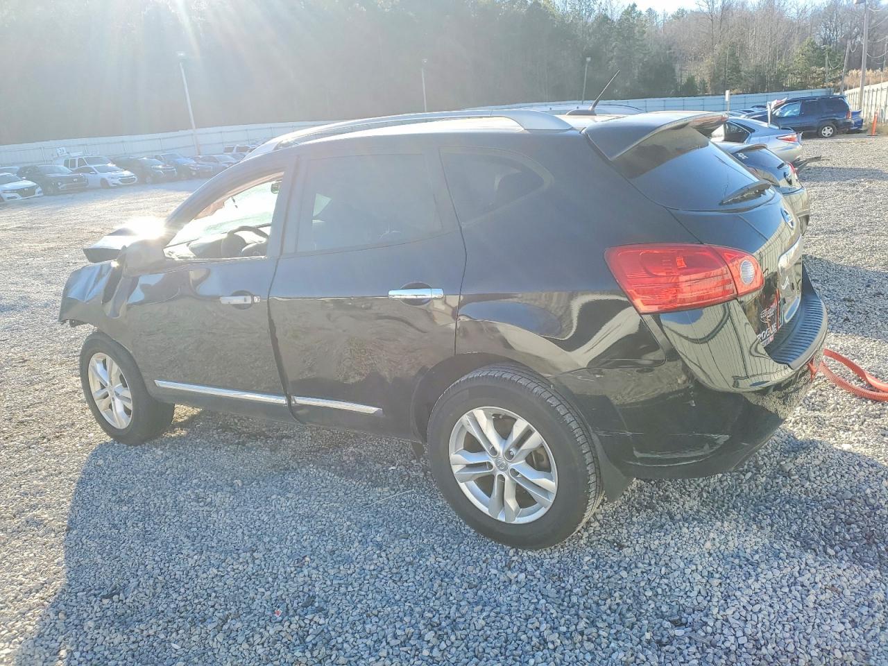 2015 NISSAN ROGUE