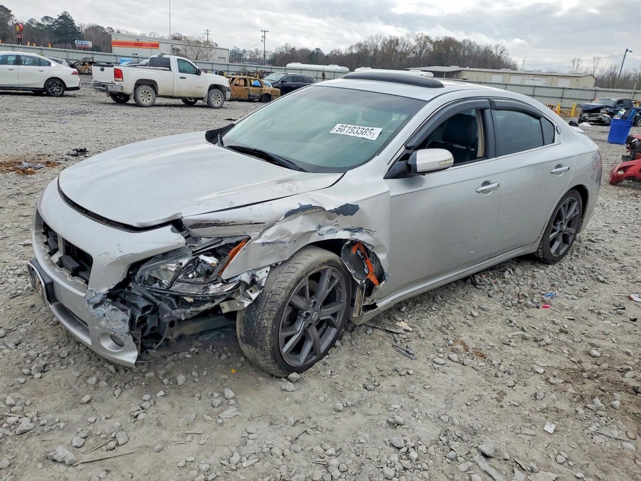 2013 NISSAN Maxima