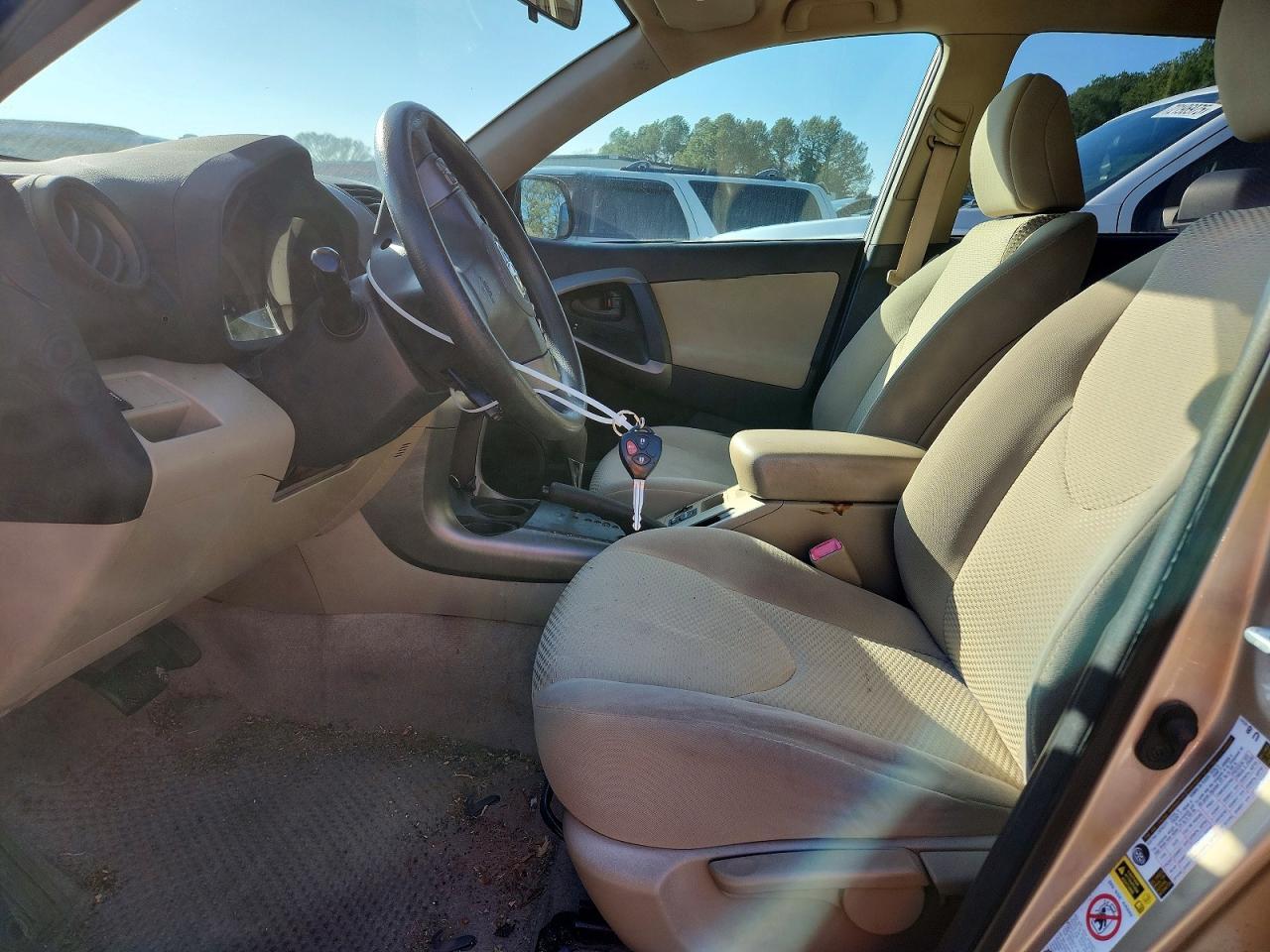 2011 TOYOTA RAV4