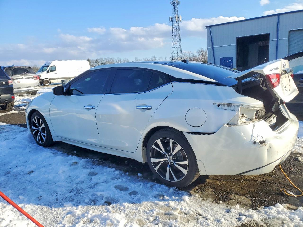 2018 NISSAN Maxima