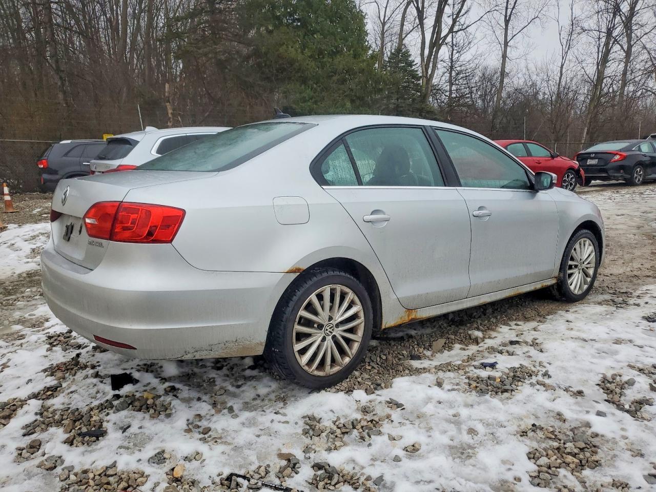 2011 VOLKSWAGEN JETTA
