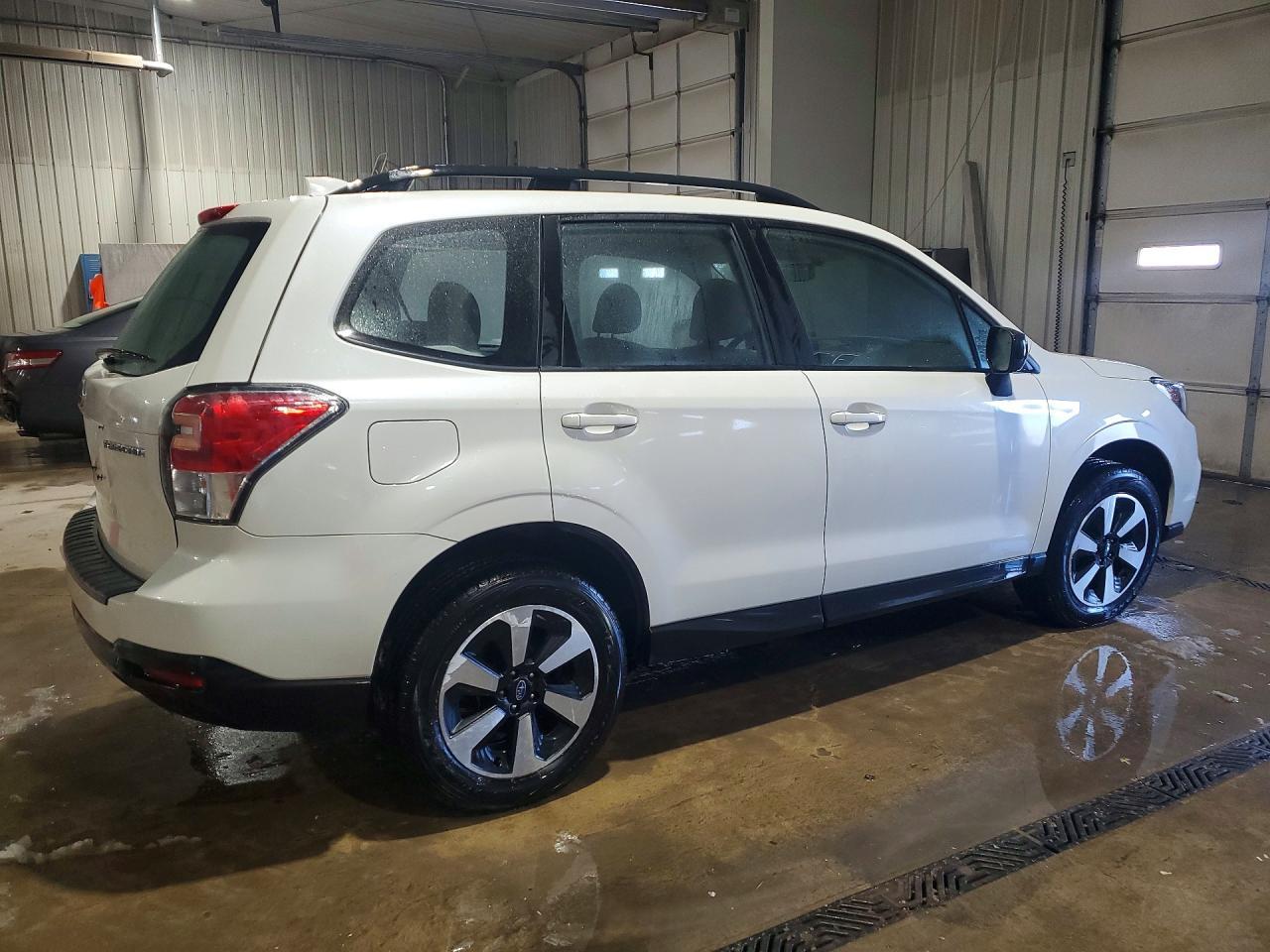 2018 SUBARU FORESTER